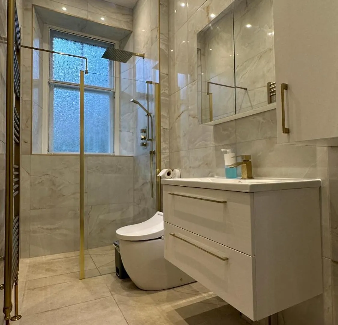 Stylish 3 Bed 2 Bath Ground Floor Main Door Flat In Marchmont Διαμέρισμα Εδιμβούργο