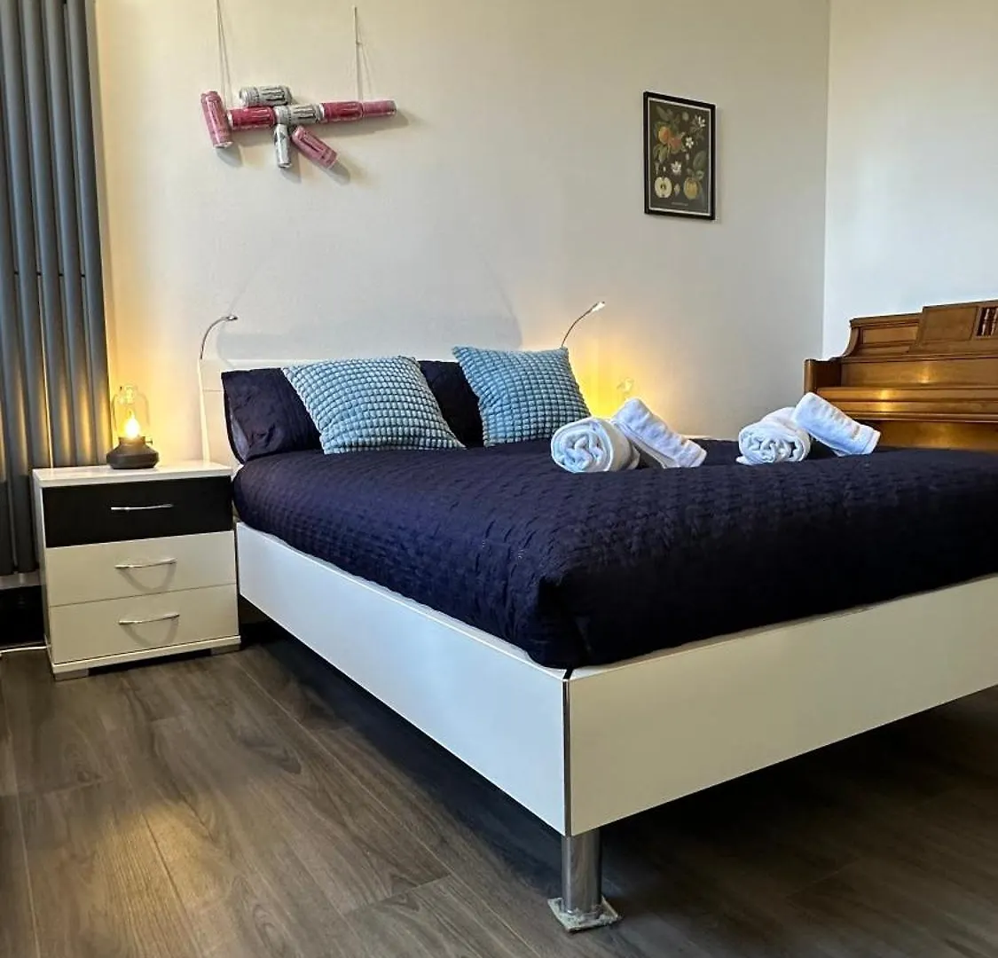 Stylish 3 Bed 2 Bath Ground Floor Main Door Flat In Marchmont Διαμέρισμα Εδιμβούργο