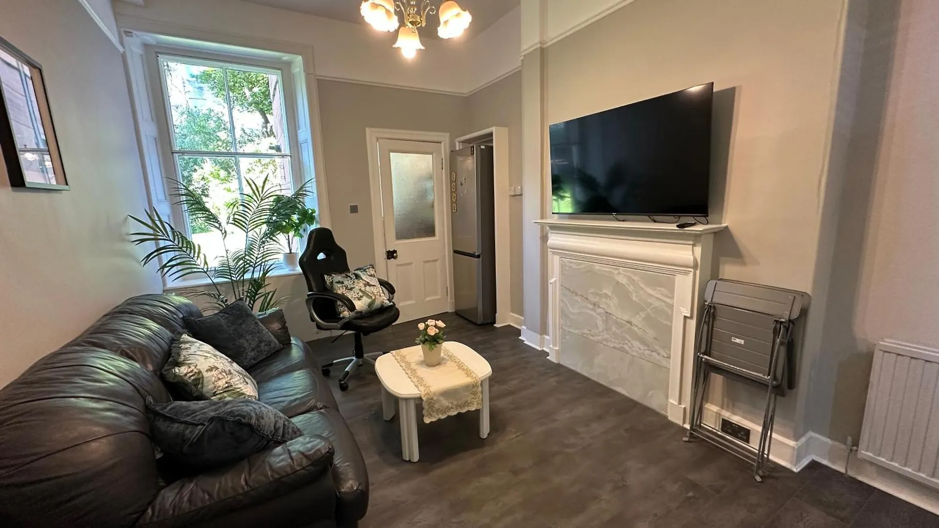 Stylish 3 Bed 2 Bath Ground Floor Main Door Flat In Marchmont Διαμέρισμα Εδιμβούργο