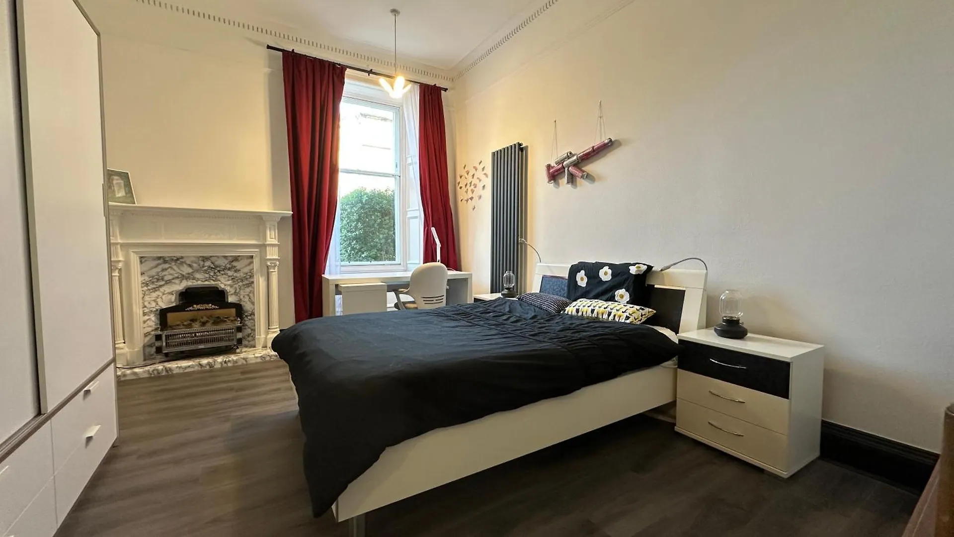 Stylish 3 Bed 2 Bath Ground Floor Main Door Flat In Marchmont Διαμέρισμα Εδιμβούργο