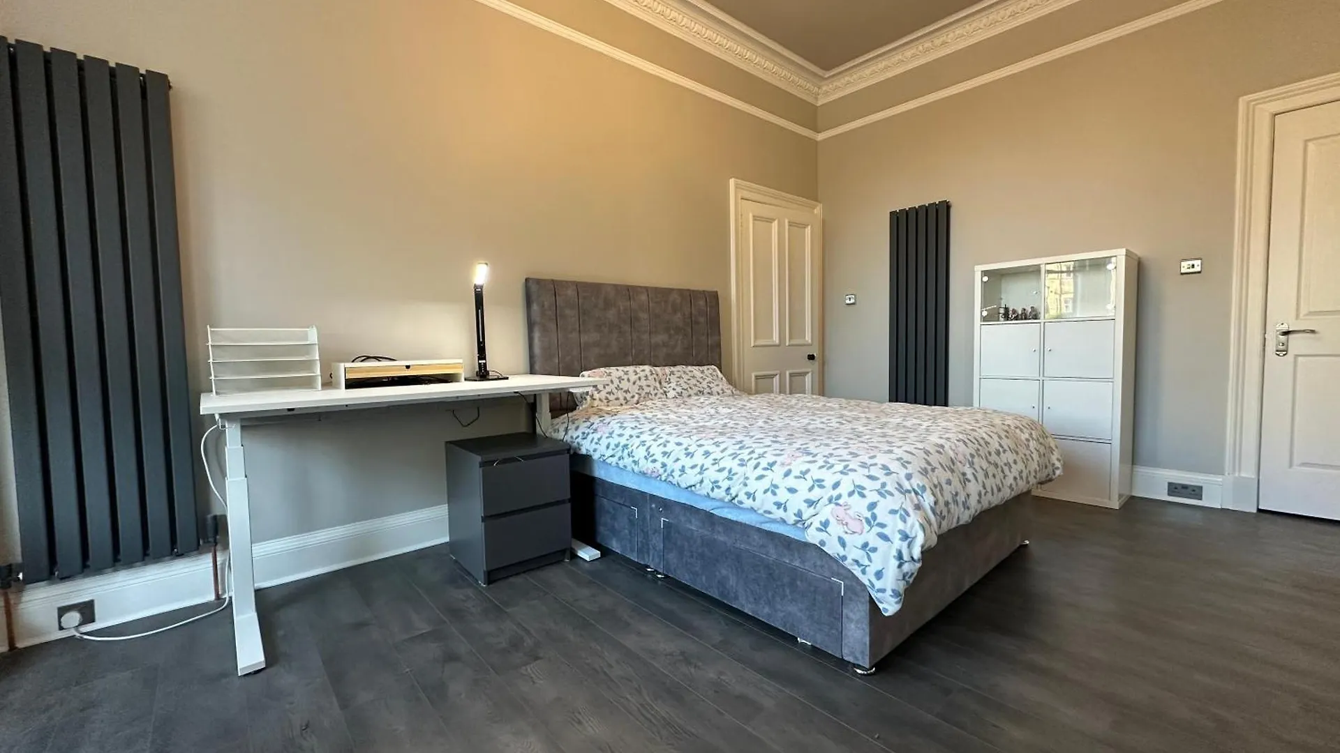 Stylish 3 Bed 2 Bath Ground Floor Main Door Flat In Marchmont Διαμέρισμα Εδιμβούργο 0*,