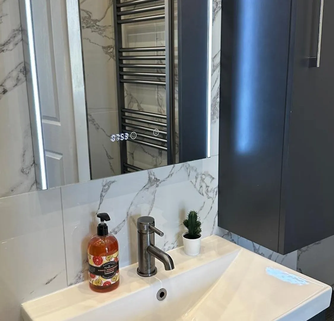 Stylish 3 Bed 2 Bath Ground Floor Main Door Flat In Marchmont Διαμέρισμα Εδιμβούργο Ηνωμένο Βασίλειο
